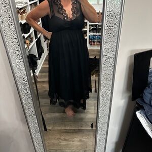 LOVESTITCH Raven western lace neck Elegant Black Lace Dress M